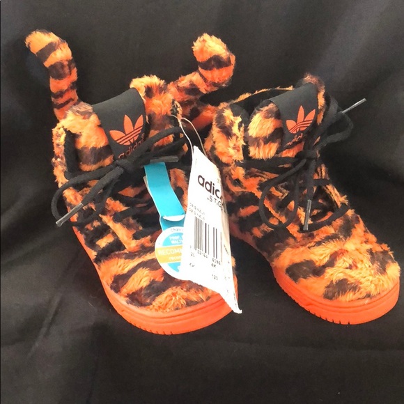 adidas jeremy scott tiger